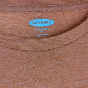 Old Navy Soft-Washed Long Sleeve Tee in Rust